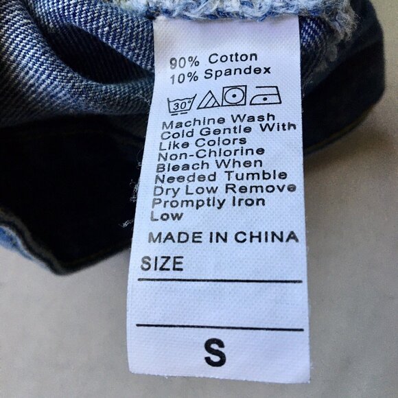 Horror Movie Cartoon Characters Boys Shirt Size 4T - Picture 6 of 6